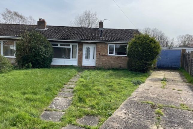 Semi-detached bungalow for sale in 10 Pond Close, Hethersett, Norwich, Norfolk