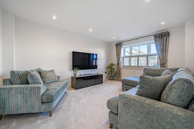 4, Rosecroft Close, Bovingdon photo 4