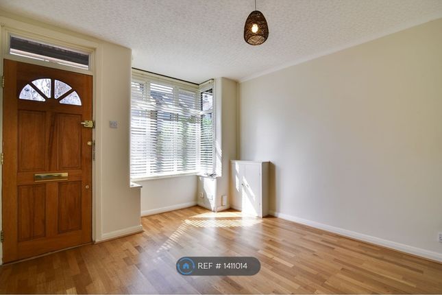 Chester Road, Watford photo 2