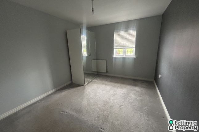 Flat 2, 2, Bonaire Grange, Milton Keynes photo 3