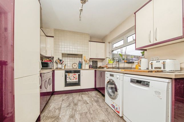15, Brettenham Road, Stowmarket photo 3