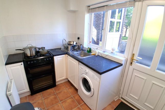 25, Ainsdale, Cambridge photo 3