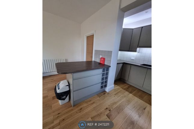 Flat A  Oxford Road, Gomersal Cleckheaton, Bradford photo 4