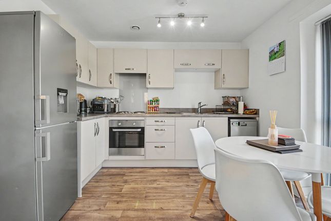6 Arcadia, Southampton photo 3