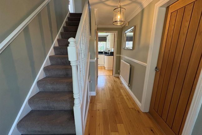 19, Horton Street, West Yorkshire photo 4
