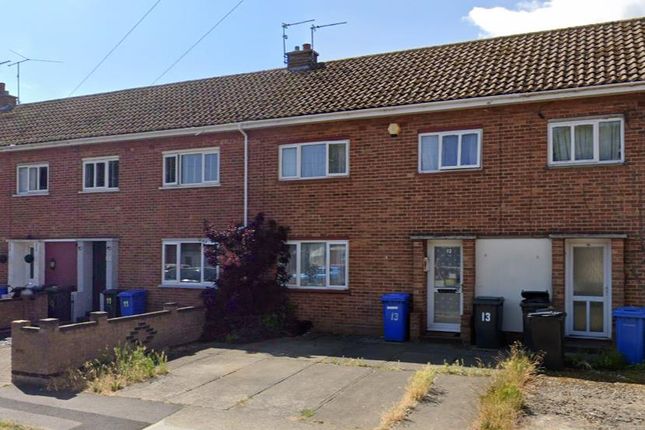 Thumbnail Terraced house to rent in Montgomery Avenue, Lowestoft
