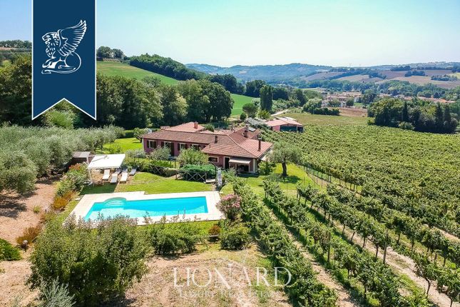 Property for sale in Marche, Italy - Zoopla