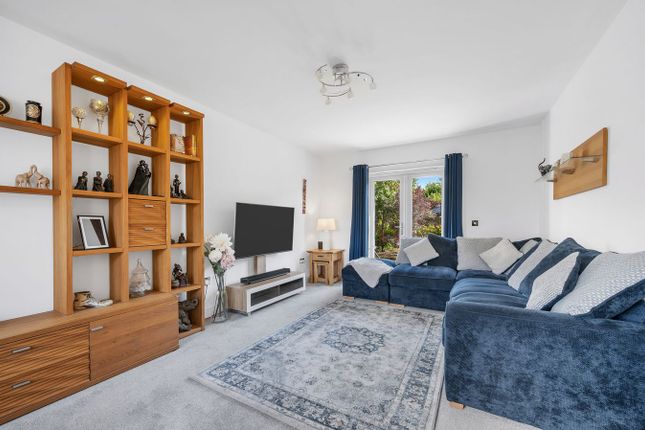 2, Livingstone Place, Cowdenbeath photo 3