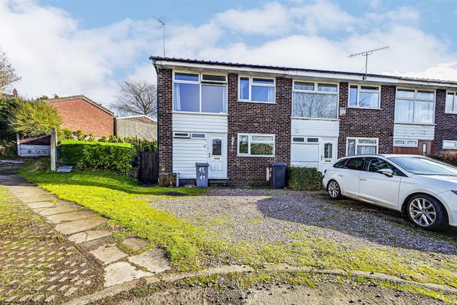 Thumbnail Town house for sale in Avon Drive, Congleton