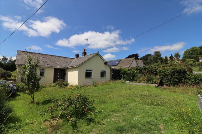 3-bed bungalow on Dasset, Vicarage Road, Barnstaple, £250,000