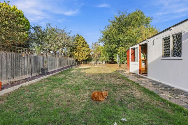 89, Gravel Road, Leigh-on-sea photo 4