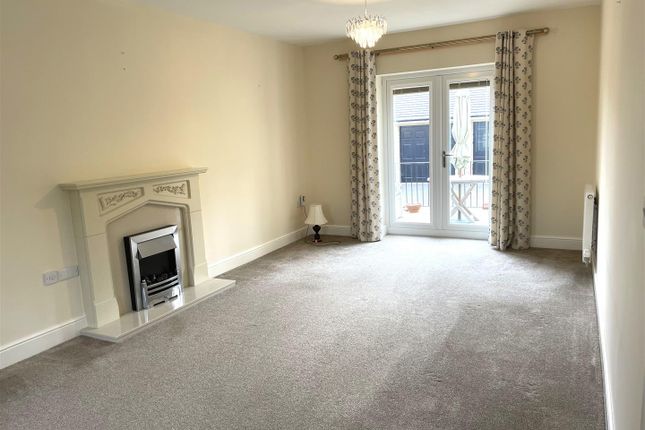 15, Oak Lane, Peterborough photo 2