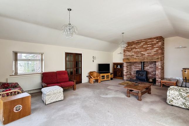 90, Newtown, Wiltshire, BA13 3EF photo 3
