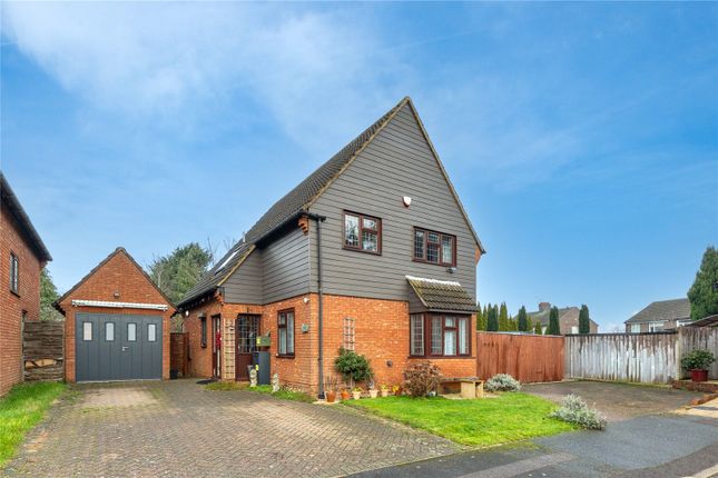 4-bed house on 15, Walnut Close, Bedfordshire, £450,000