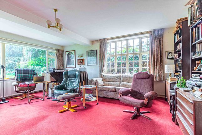 Detached house for sale in Common Lane, Kings Langley, Hertfordshire