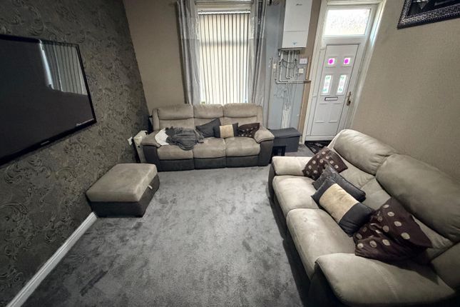 211, Girlington Road, Bradford photo 2