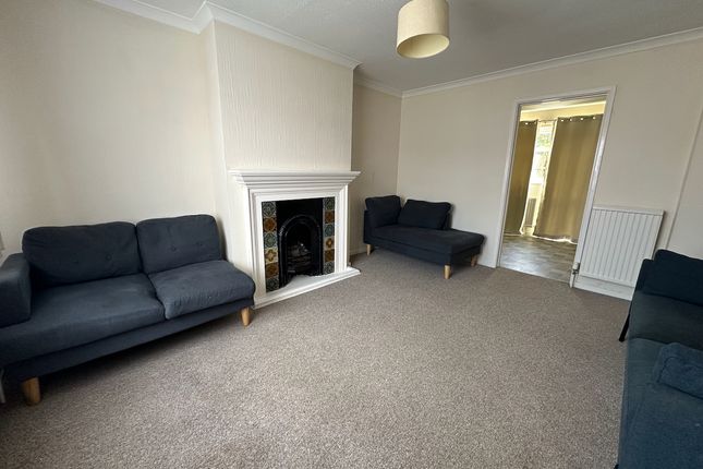 2, Bradwell Moor, Swindon photo 2