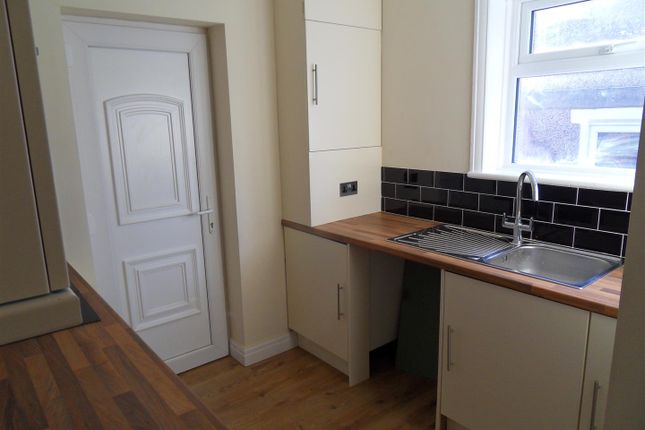 12, Ashbourne Haven, Bradford photo 5