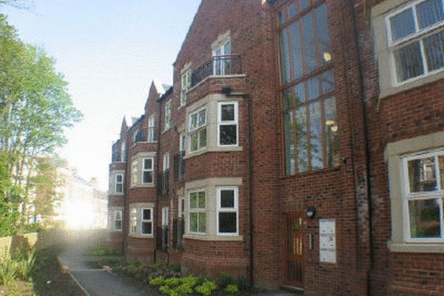 Flat to rent in Deanery Court, Darlington