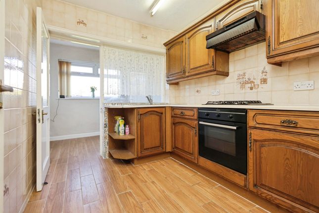19, Bromford Lane, Birmingham photo 4