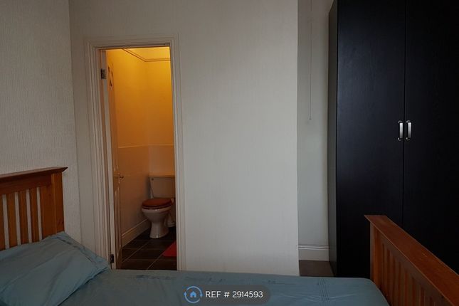 Flat, Hartington St, Derby photo 3