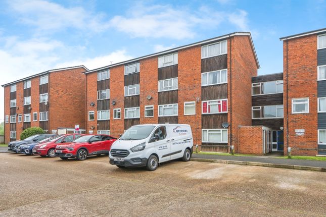Flat for sale in Homer Close, Gosport, Hampshire