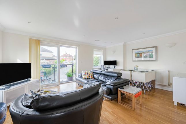 Flat 4 The Heights, 43A Goodwin Drive, Sidcup photo 3