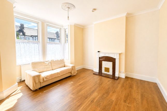 163, Brownhill Road, London photo 2
