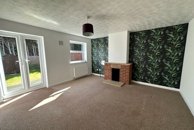 14, Peterborough photo 3