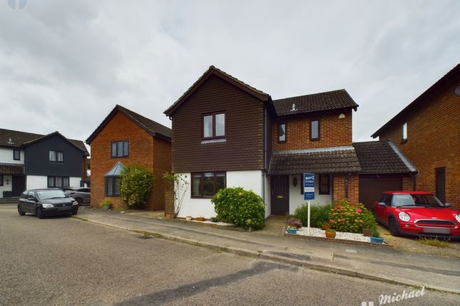 Thumbnail Link-detached house for sale in Wheelwrights, Weston Turville, Aylesbury, Buckinghamshire