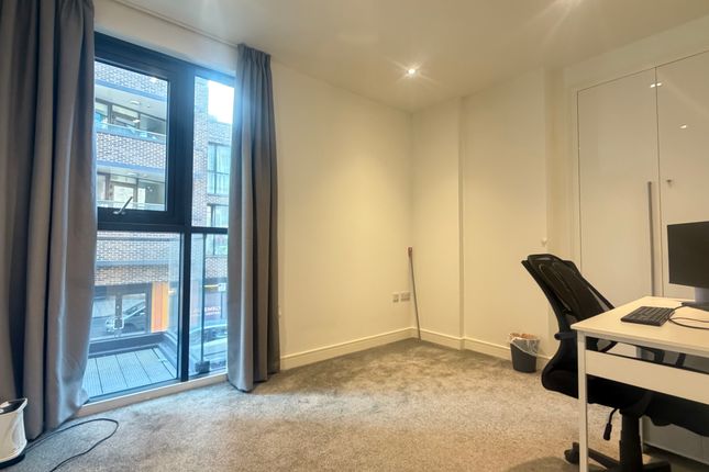 The Assembly, Flat 1, d block, Station Grove, Wembley photo 4
