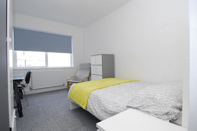 Flat to rent in Old Town Street, Plymouth