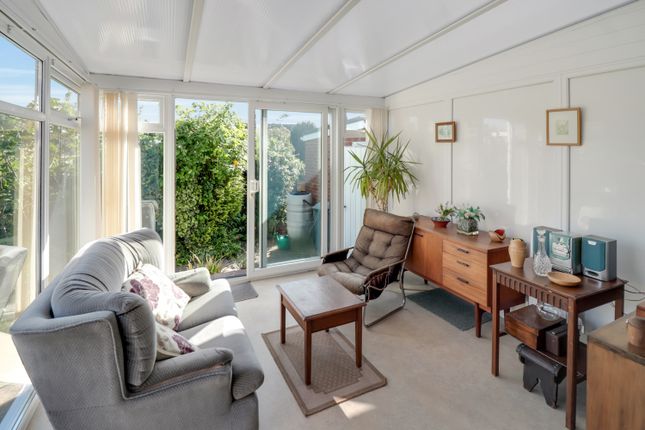 5, Essington Close, Exmouth photo 3