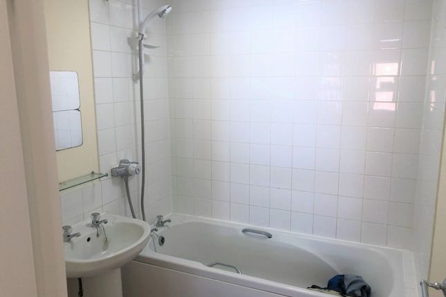 Flat 4, Clifton Court Oxford Street, Grantham photo 4
