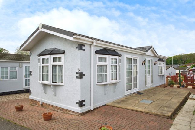 Mobile/park home for sale in Third Avenue, Waltham Abbey