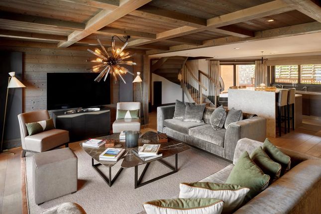 Thumbnail Apartment for sale in Courchevel, Courchevel / Meribel, French Alps / Lakes