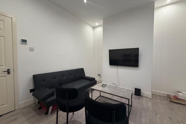 5, Kings Avenue, Leeds photo 4