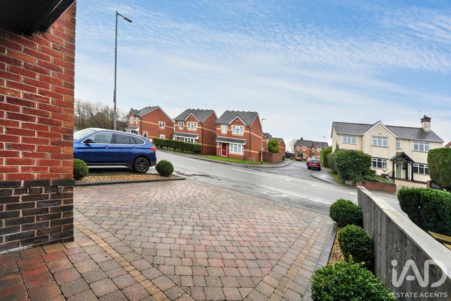 58a, Fibbersley, Willenhall photo 2