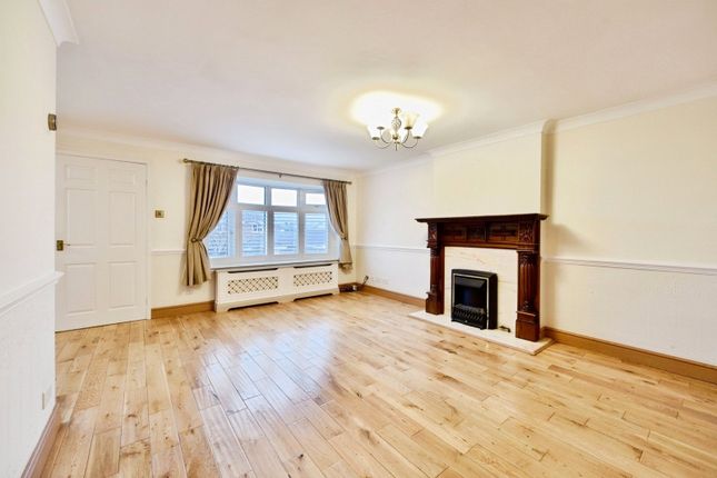33, Broadlands Avenue, Sheffield photo 3