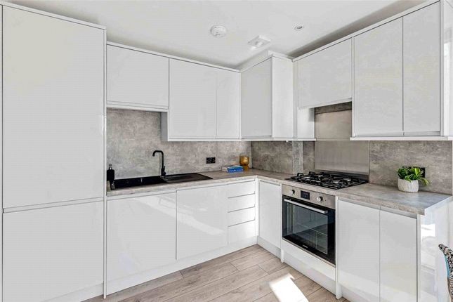 Flat 7, Portunus Building, London photo 2