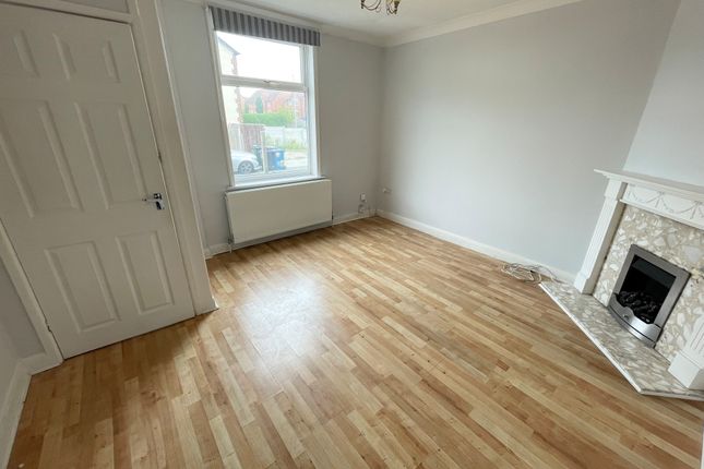 2, Nottingham photo 2