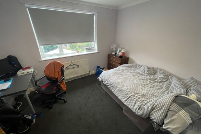 33, St. Annes Road, Leeds photo 4