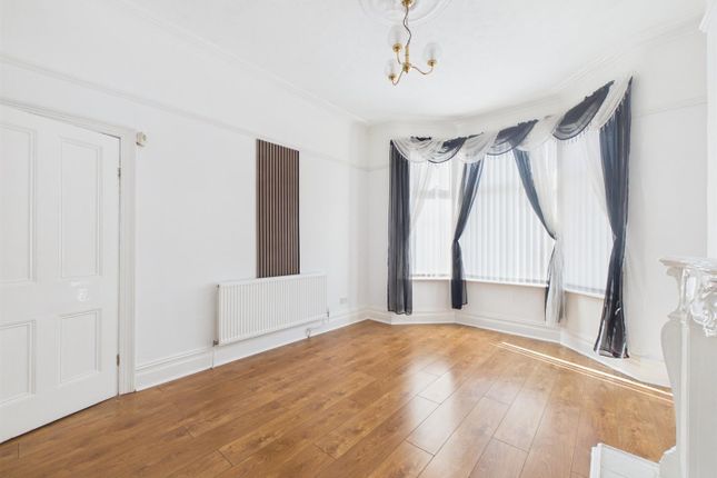 8, York Avenue, Wallasey photo 5