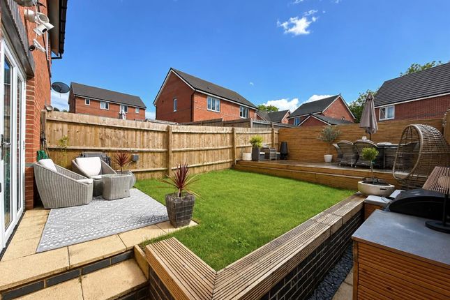 3, Henry Collins Close, Leicester photo 2