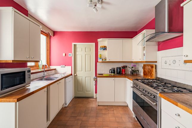 2 Mona View Station Road, Llanfairfechan photo 4