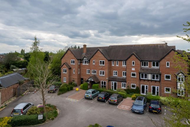 1 bed flat for sale in Swan Court, Banbury Road, Stratford-Upon-Avon CV37