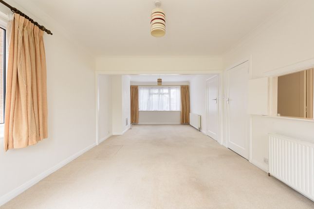 13, Hyde Green, Marlow photo 3