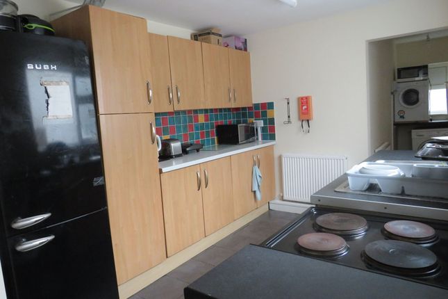 6 Moreton Road, Holyhead photo 4