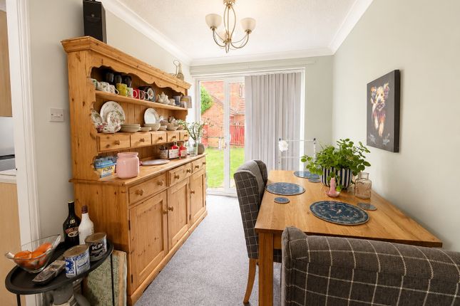 7, Lime Tree Close, Lincoln photo 4