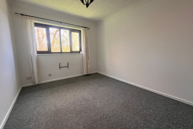 8, Roswell View, ELY photo 4